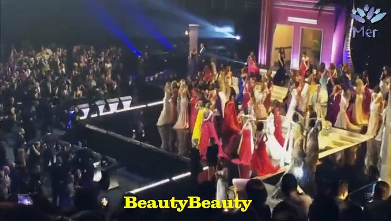Miss Universe 2014 vs Miss Universe 2015 Crowning Moment (CONTROVERSY)