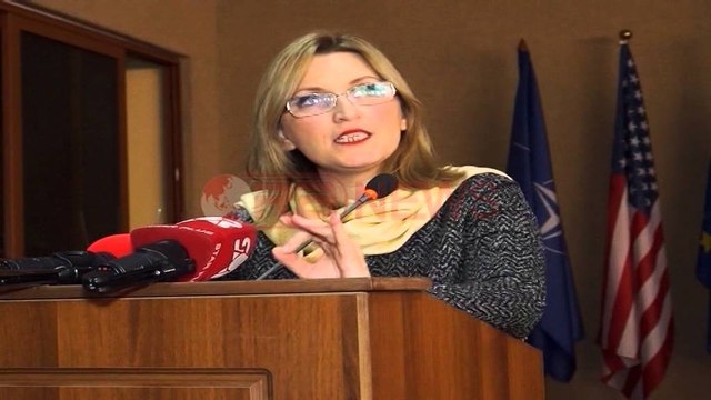 Korrupsioni në Bashki, paralajmërimi i Ademit: Shkarkime kush abuzon me detyrën - Ora News
