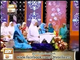 Amna Ashfaq in Live Qtv Mehfil e Shab e Mairaj