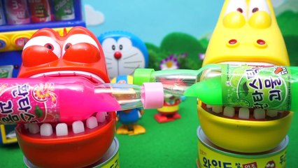 라바가 액체괴물을 먹고 뽀로로는 양치질을 해요 ♥ 토이패밀리 장난감 놀이 영상 모음 Pororo & Larva Toy