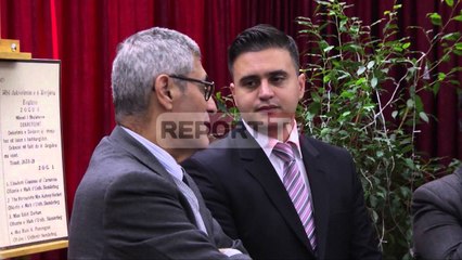 Report TV - Nishani dorëzon Mesharin në Bibliotekë:Rinia t'i kthehet librave