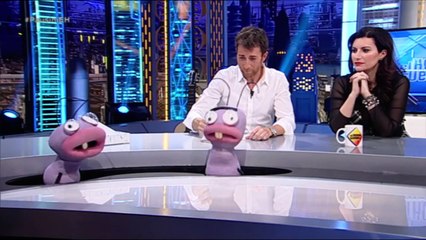 Laura Pausini ha puesto a prueba su vista con el juego Parecidos deleznables El Hormigue