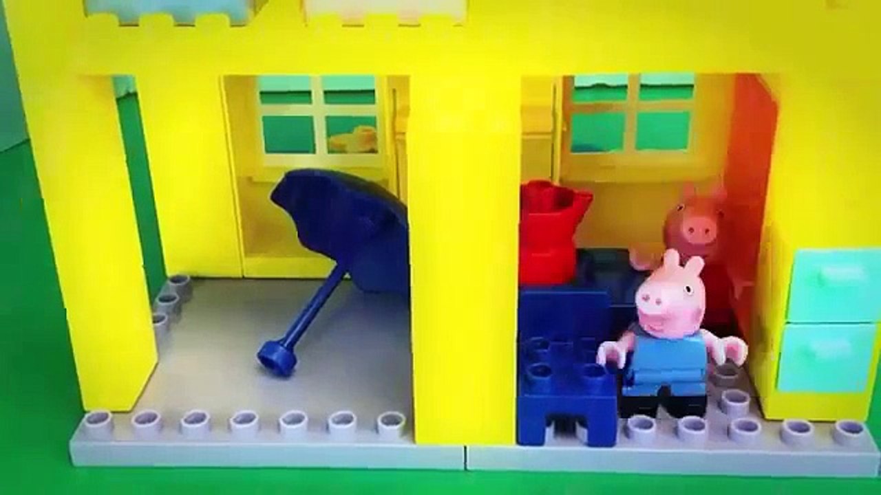 Peppa Pig Blocks Mega House Play Doh Muddy Puddles George Construction Set Stop Motion DisneyCarToys