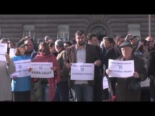 Report TV - Gjykata Kushtetuese pezullon ligjin për gjobat ndaj bizneseve