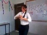 Pakistani School girls Dance,Must watch Video