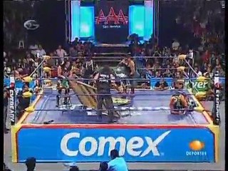 03 Damian 666, Halloween & Super Crazy vs. The Psycho Circus