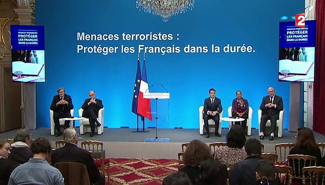 Réforme constitutionnelle : maintien de la déchéance de nationalité pour les terroristes binationaux