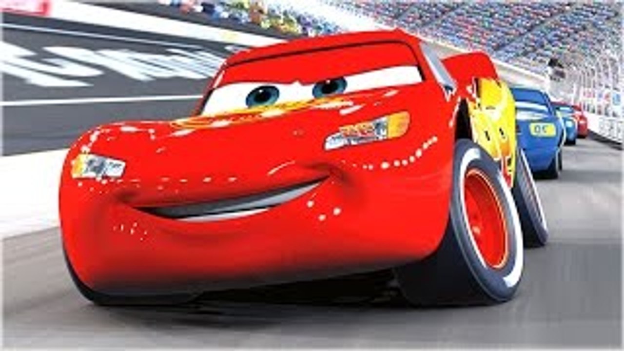 Cars 2 Mcqueen Battlerace Francesco Bernoulli Awesome Jumps Funny Lightning
