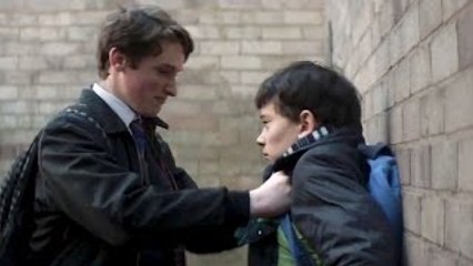 A MONSTER CALLS Trailer (Sigourney Weaver, Liam Neeson)