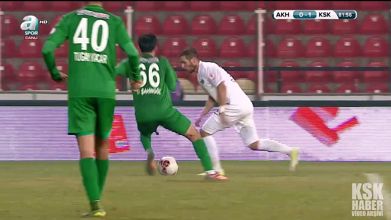 Erhan Penaltıyı Kurtardı