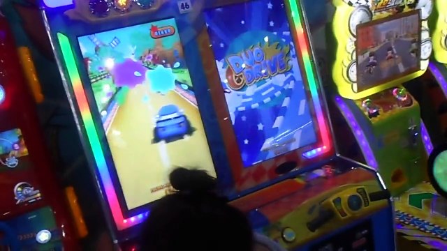 Aire de Jeux couverte de Plaisir en Famille Aire de Jeu pour les enfants Géant gonflable Diapositives, les Enfants Jouent Cent