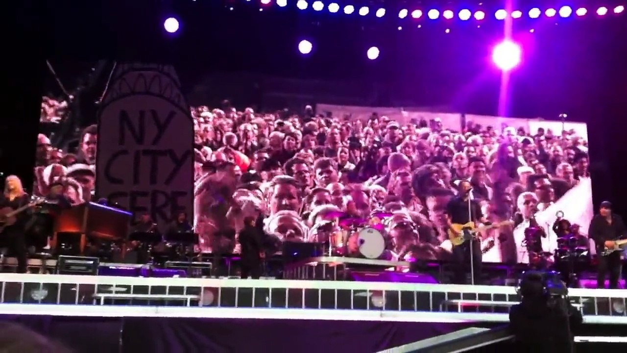 Bruce Springsteen - Glory Days (live) @ Olympiastadion Berlin 2012