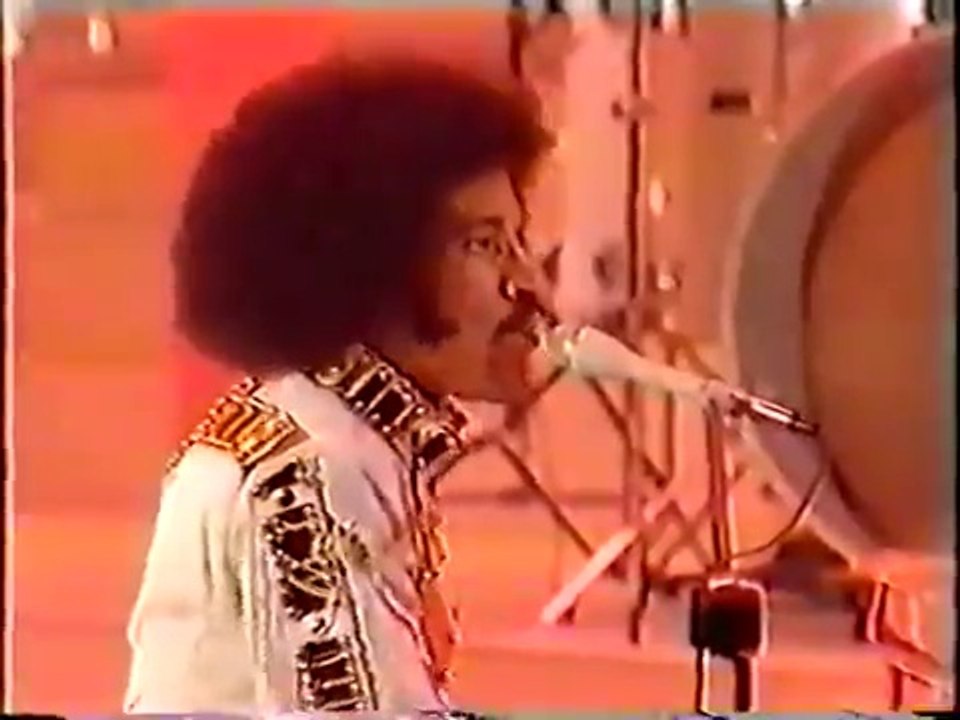 The Commodores Easy