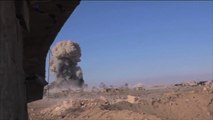 طائرات النظام السوري تقصف معظمية الشام