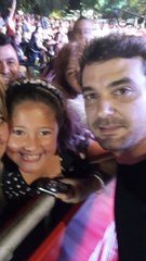 Pedro saludando a la gente en la presentación de elencos - 22 de Diciembre