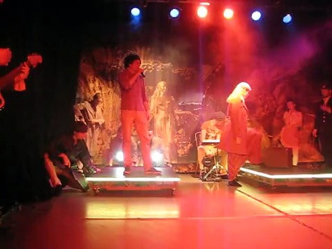 vMetro - «Les parapluies de Cherbourg» (Театр на Коломенской, 2012) (Динара Павлова)