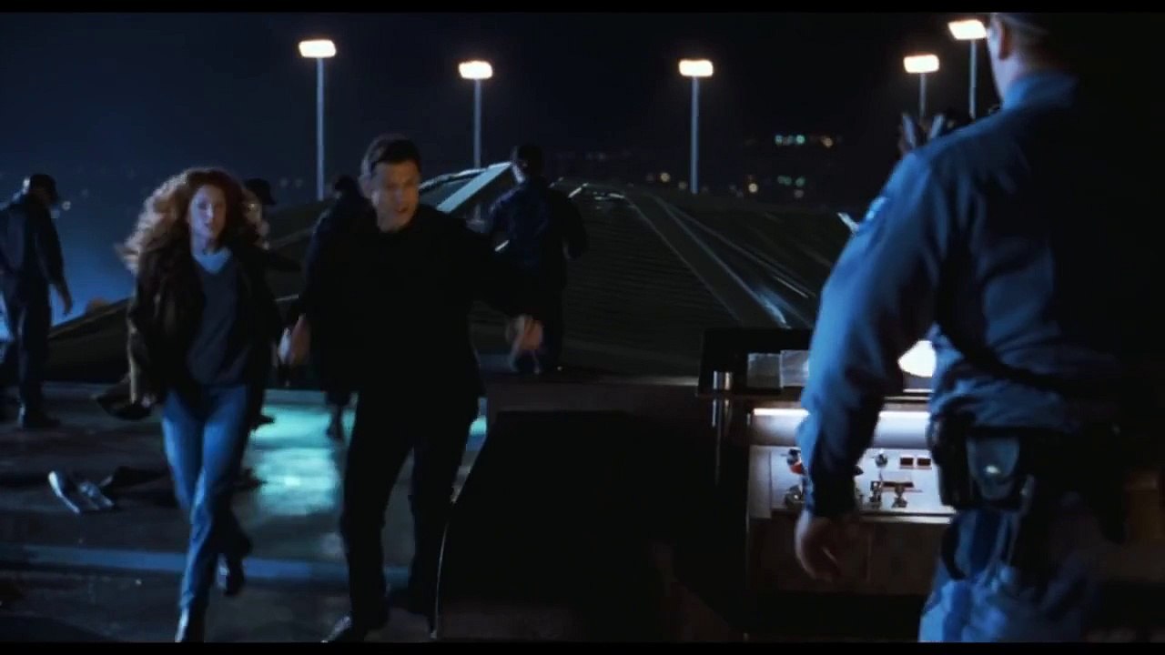 The Lost World: Jurassic Park (7/10) Movie CLIP - The T-Rex Takes San Diego (1997) HD