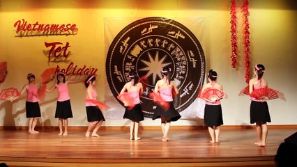 Cây Đa Quán Dốc - Vũ điệu vui nhộn đẹp mắt