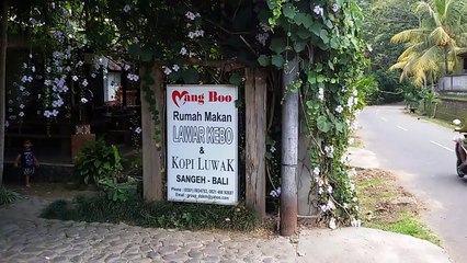 Rumah Makan Mang Boo, Spesialis Daging Kerbau