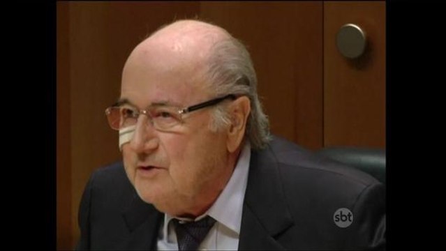Blatter e Platini são banidos do futebol por oito anos