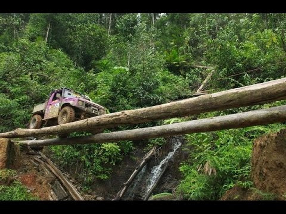 Top 5 of the World's Most Dangerous Roads