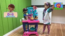 NEW DOC MCSTUFFINS PET VET CHECKUP CENTER Toy Puppy Findo Playing Doctor Vet Opening Toys