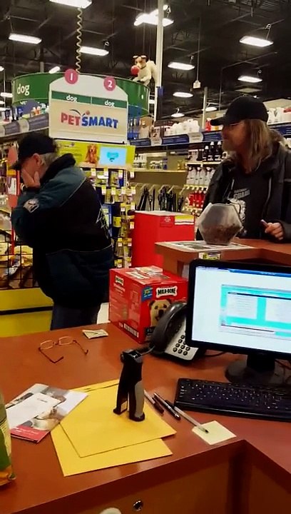 This Veteran Couldn’t Afford To Buy His Dogs Back From The Shelter… But Watch What They Did.