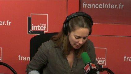 Le Billet de Charline : "Noël en état d'urgence, entre la bûche, et le poulet"