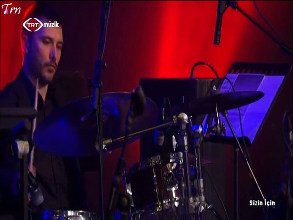 Ayşen Birgör - Kaçak