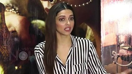 Deepika Padukone Watches Shahrukh Khan's Dilwale With Friends