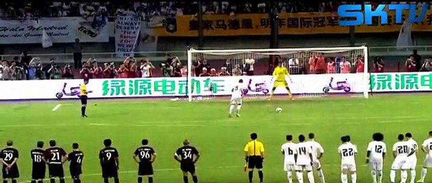 Gianluigi Donnarumma 16Years Old Goalkeeper Best Saves AC Milan 2015-16