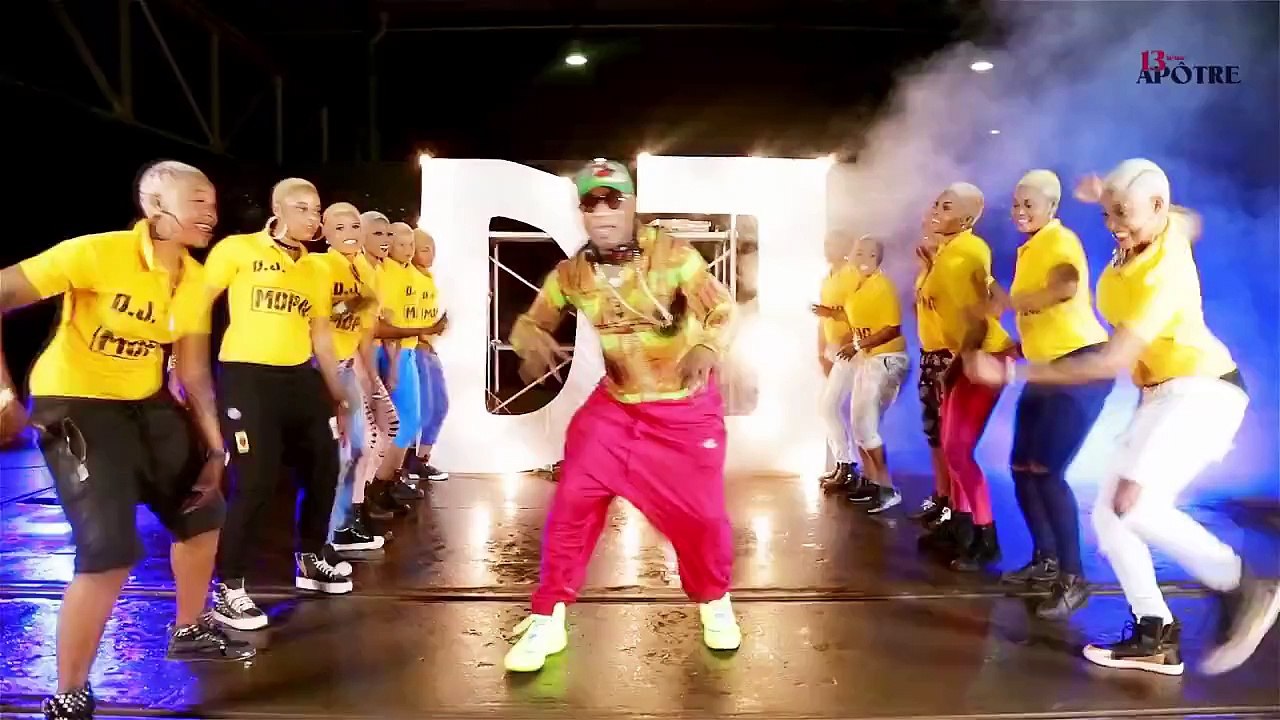 Koffi Olomide - Selfie (Clip Officiel)(2)