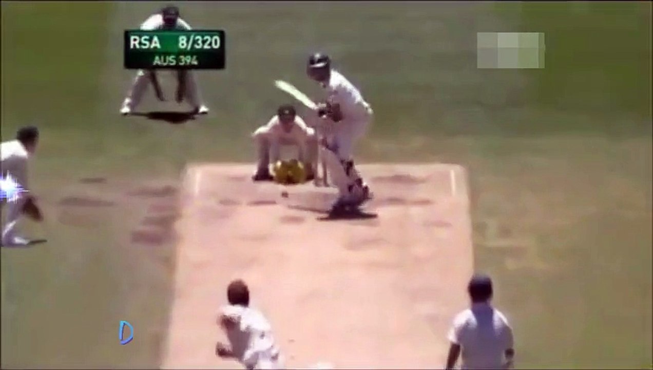 Michael Hussey Fuuny Drop Catch