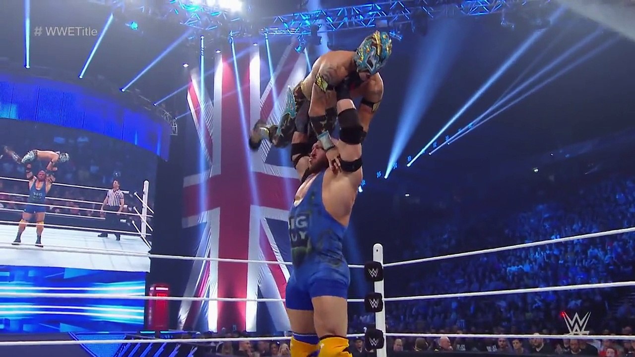 Ryback vs. Kalisto – WWE World Heavyweight Championship Tournament: SmackDown, Nov. 12, 2015