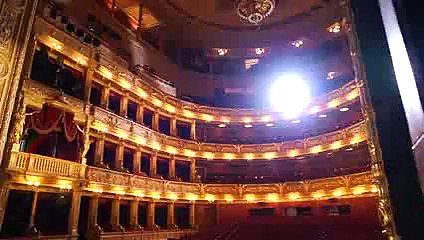 Making the Victorias Secret 2011 Holiday TV Commercial - The Opera