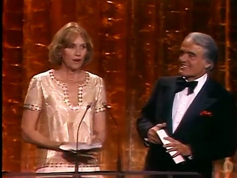 La Vie Devant Soi (A Life Ahead / Madame Rosa / Onca Yoksulluk Varken) - Wins Foreign Language Film 1978 Oscars Simone Signoret, Michal Bat-Adam, Samy Ben-Youb, Moshé Mizrahi, Romain Gary