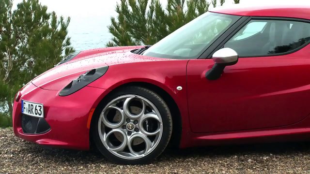 Abarth 695 Biposto vs Alfa Romeo 4c Test Drive Review in ENGLISH