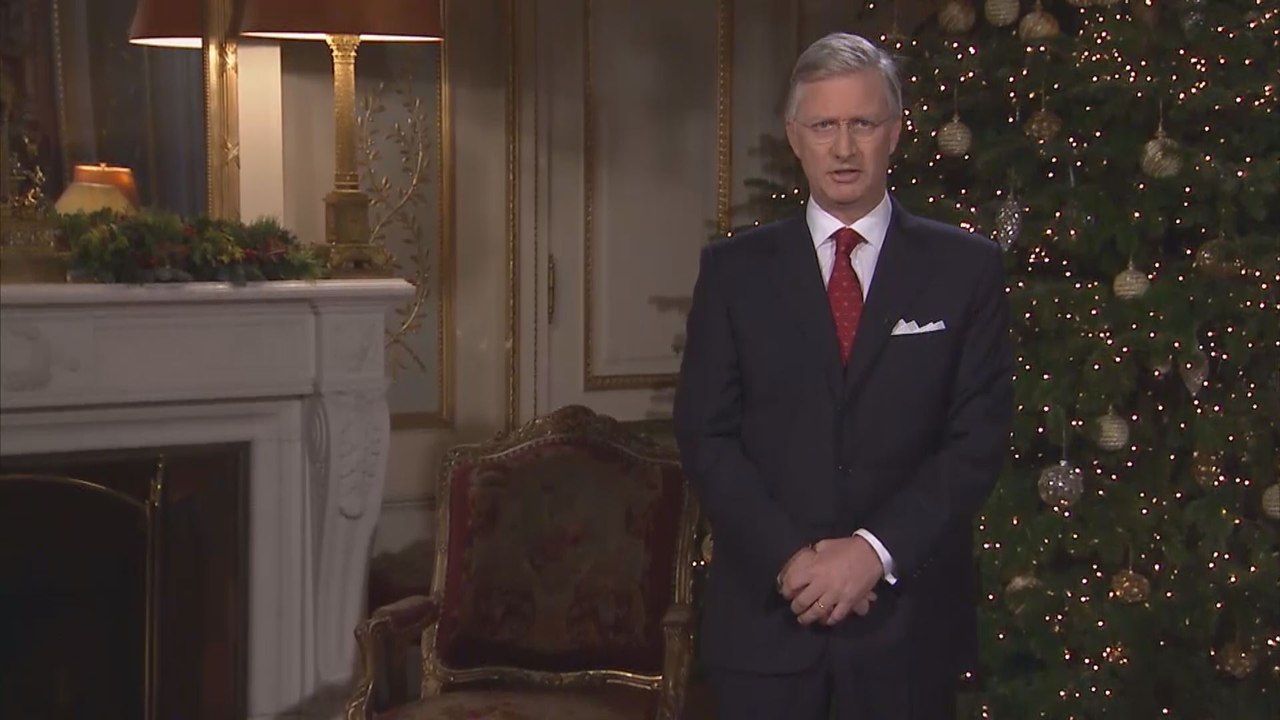 Le Roi invite à ne pas se laisser intimider par le terrorisme, ni à se diviser