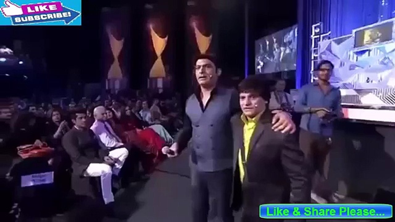 Kapil Sharma Deepika Padukone Best Performance 2016