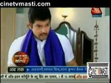 Saath Nibhaana Saathiya 24th December 2015 Dharam Daaru Ke Nashe Mein Pahucha Meera Ke Kamre Mein