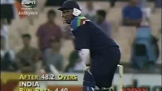 Wasim Akram - Amazing Yorker & Runout vs India 1992 World Cup