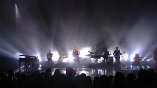 Adele - Hello (Live at the NRJ Awards)_9