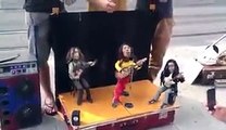 Reggae on the streets of Libya [Puppet Show]