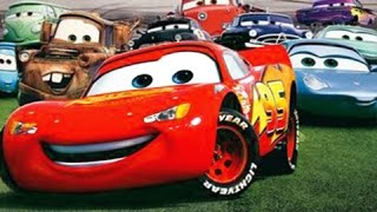 *FRESH* CARS 2 : The Video Game! Lightning Mcqueen racing Francesco Bernoulli! Awesome