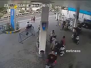 Don't use Mobile Phones at Petrol Pump