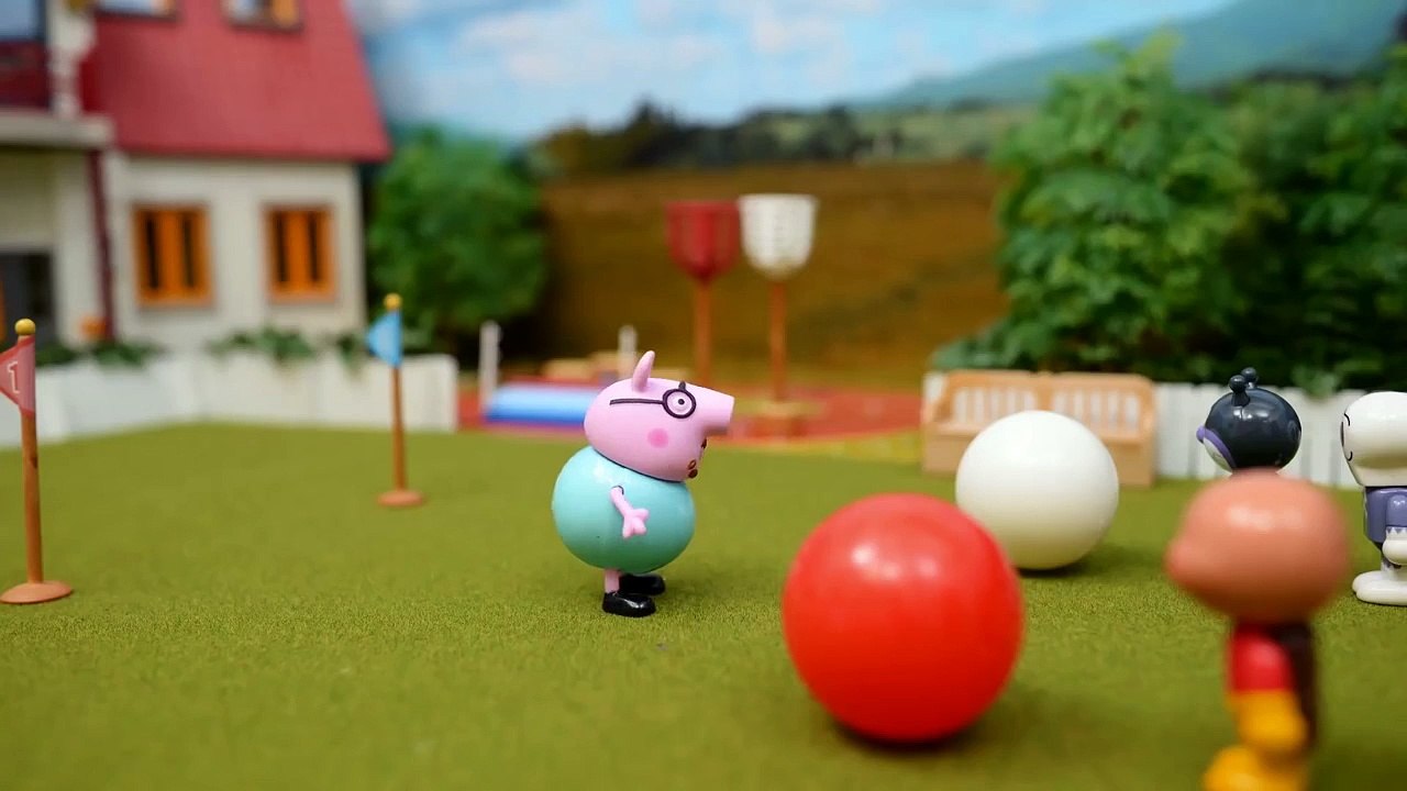 アンパンマンおもちゃアニメ 運動会 大玉転がし