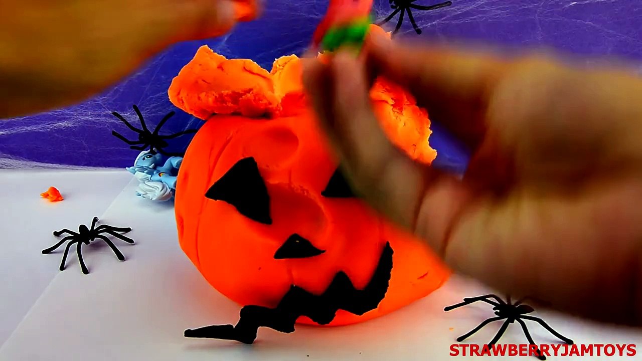 Shopkins Play Doh Frozen Halloween Spongebob Peppa Pig Elsa Zombies Surprise Eggs StrawberryJamToys