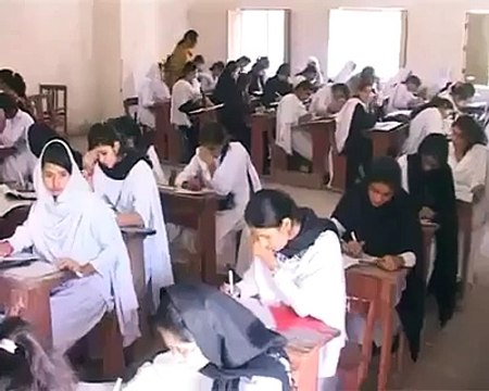 Pakistan school Girls cheating in paper very funny, collage girsl cheating, pakistani funny video, indian funny videos, Indian school girls dance