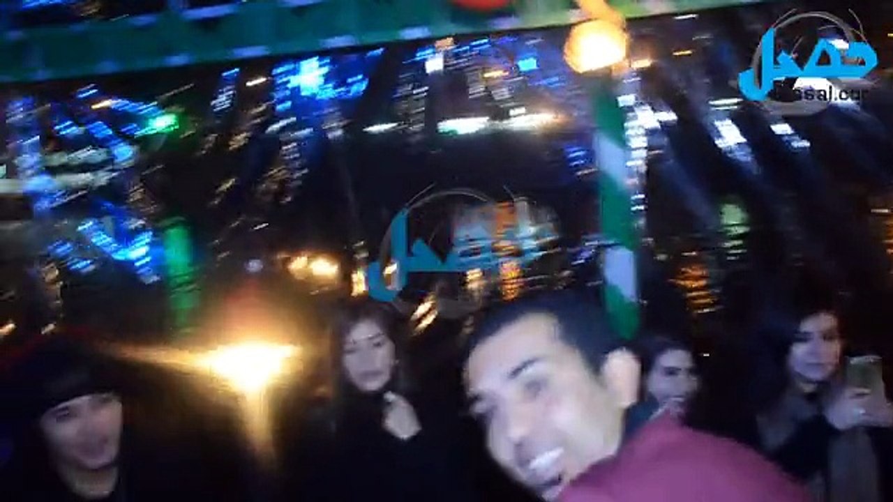 شاهد ملامح هاني شاكر اثناء غناء ابو الليف