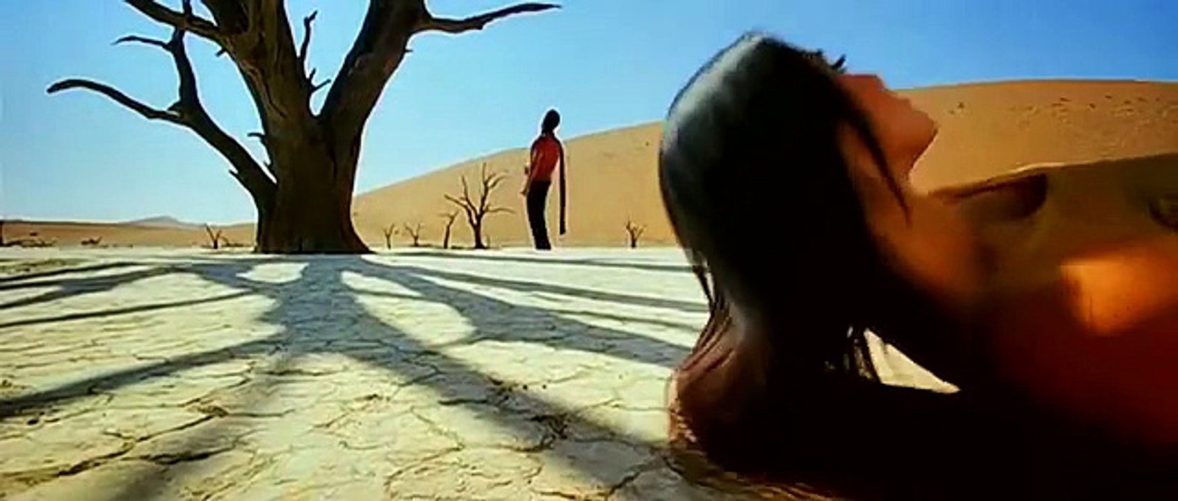 Guzarish from Ghajini HQ 1080p